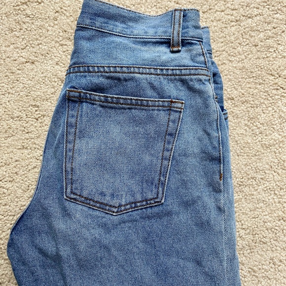 BRANDY MELVILLE JEANS - Picture 4 of 4